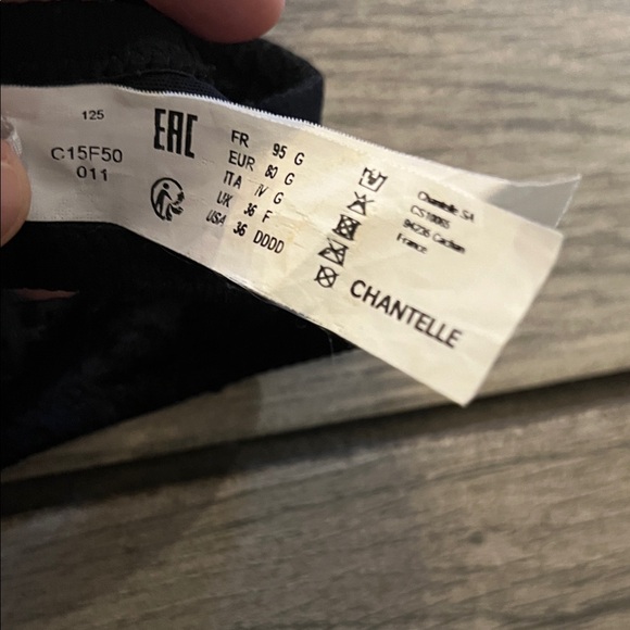 Bra Bundle 36G Red, White, and Black Lace Bras - Picture 3 of 14